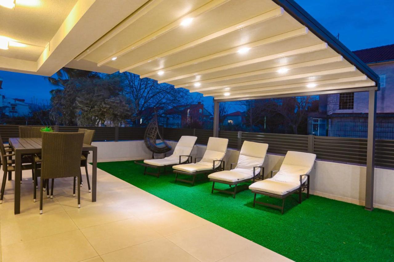 Villa Castelli, Apartment With Pool, Kaštela מראה חיצוני תמונה