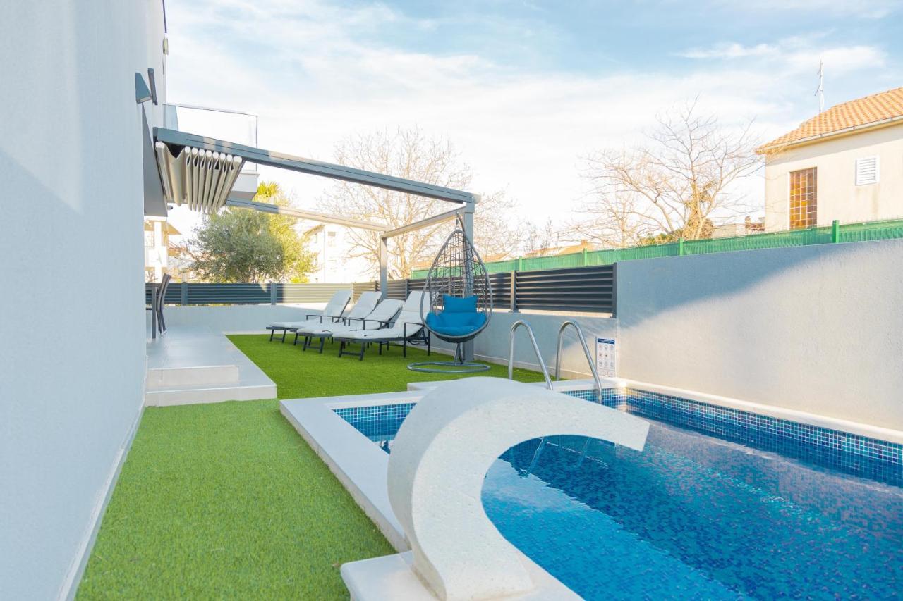 Villa Castelli, Apartment With Pool, Kaštela מראה חיצוני תמונה