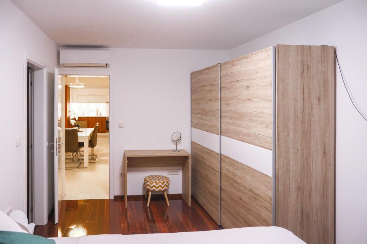 Villa Castelli, Apartment With Pool, Kaštela מראה חיצוני תמונה